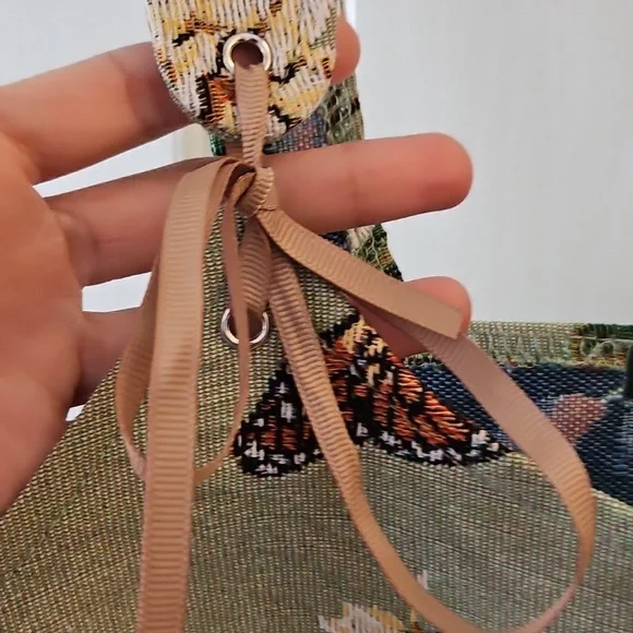 Nature-themed Corset Top - Picture 5 of 11